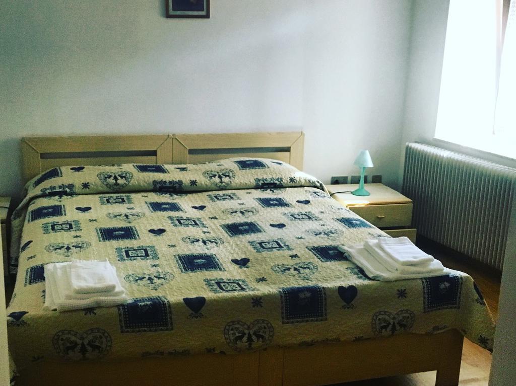 Affittacamere Ceschi Baselga di Pinè Eksteriør billede